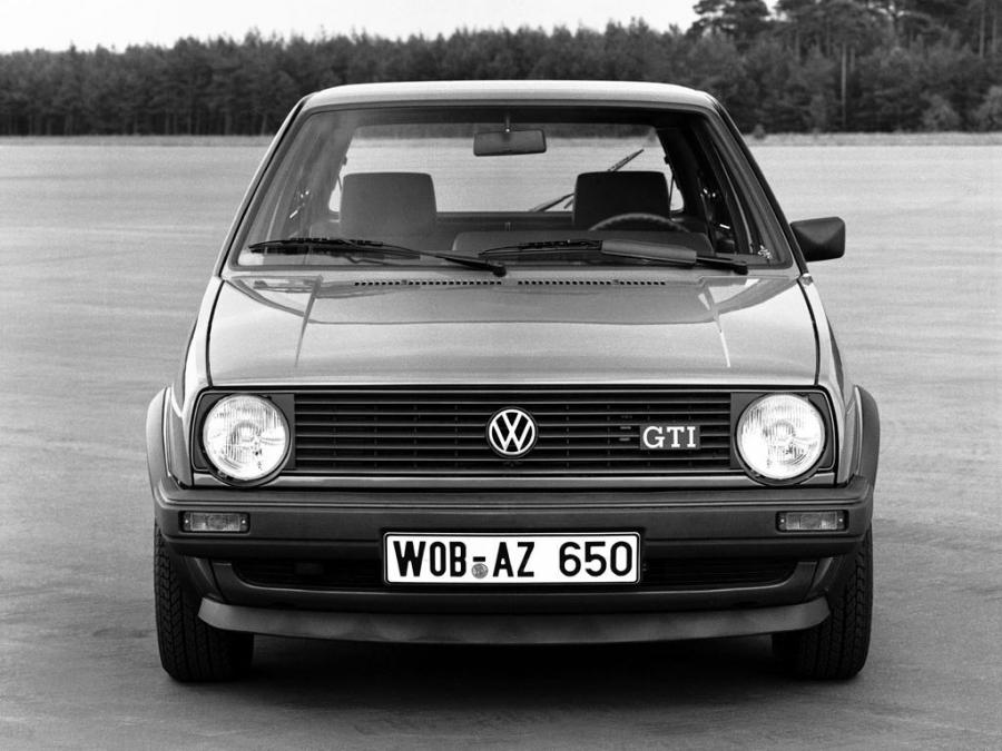  Volkswagen Golf GTi 1984 года  (фото 2 из 5)